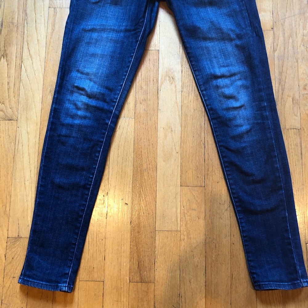 Levi’s Women’s Slight Curve Modern Rise Jeans 0/25 - Picture 4 of 9